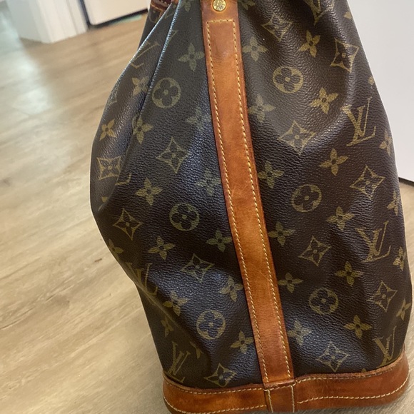 Louis Vuitton Noé Bag Authenticated - Picture 8 of 17